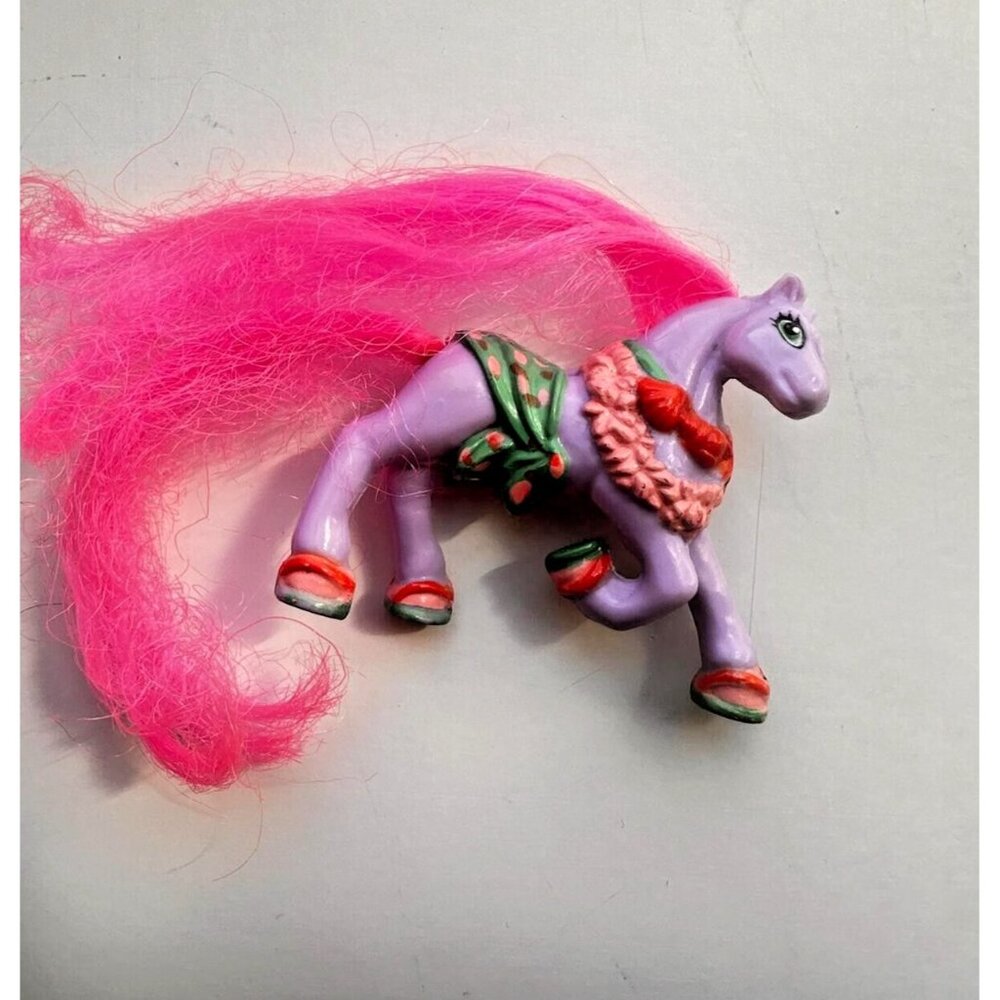Little Beauty Pony Purple Pink Mane Tropical Outfit Figure